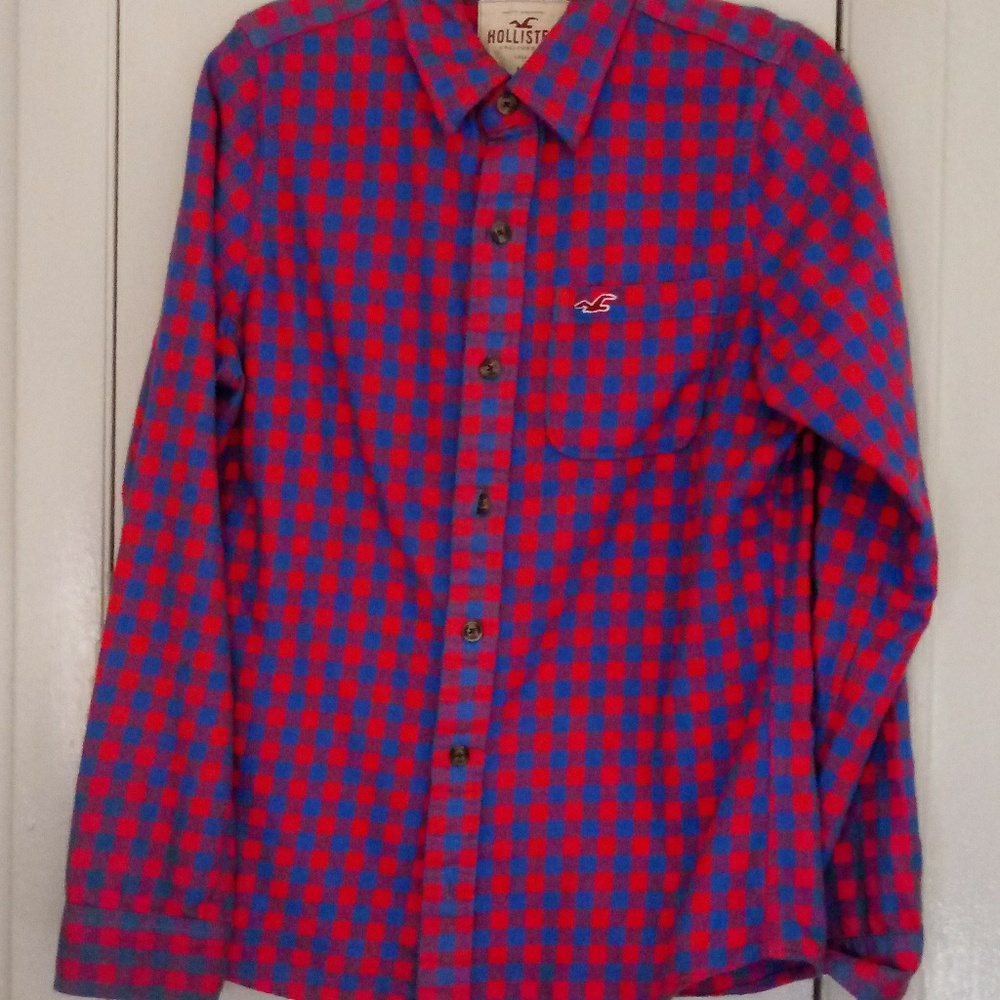 Womens hollister top size medium